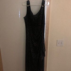 Size 16 R&M Richards dress.